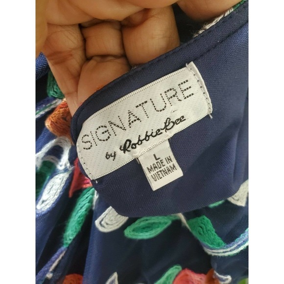 Signature Blue Floral 100% Nylon Casual Dress - Picture 8 of 11